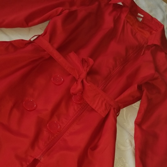 Red Jacket - Picture 3 of 5
